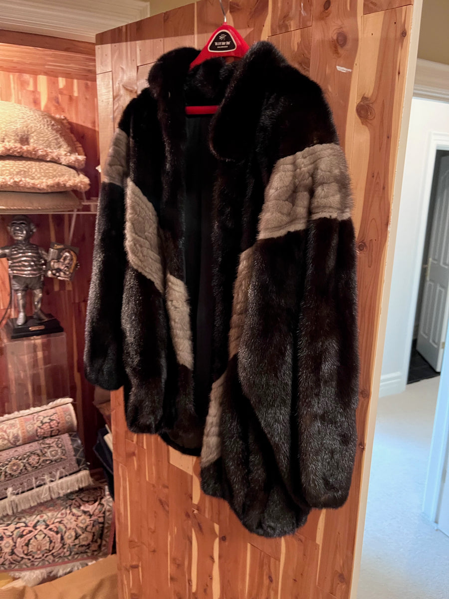'Normal Rogul Furs' Fur Coat Sell My Stuff Canada Canada's Content and Estate Sale Specialists