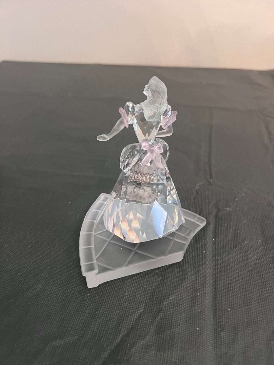 WALT DISNEY'S Cinderellaクリスタルガラス Disney Parks Cinderella Light-Up Glass Slipper Figure 75th