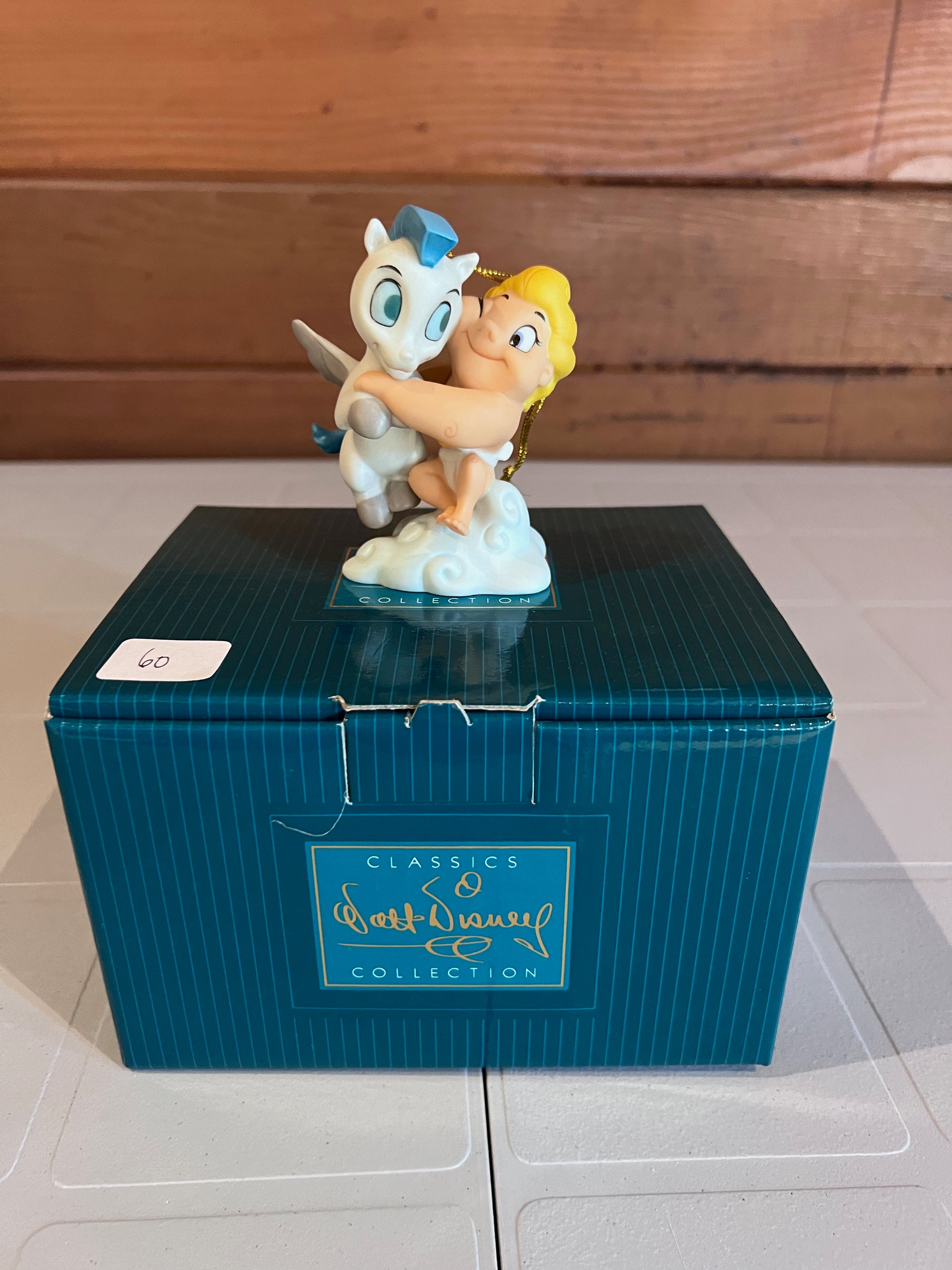 WDCC Walt Disney Classics Collection Hecules A Gift from the Gods