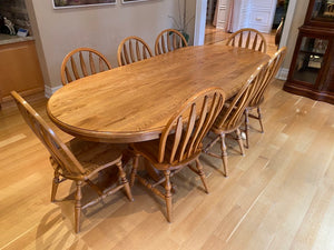 "Canadian Wood Design Ltd" Custom Made Oak Wood Dining Table + 8 Chairs