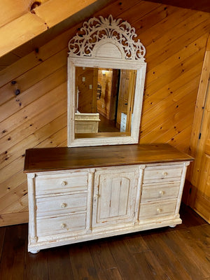 "Drexel Heritage" White Distressed Dresser with Mirror