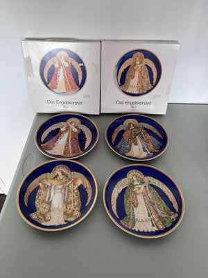 4 Hutschenreuther by William and Charlotte Hallett DAS ENGELSKONZERT Plates