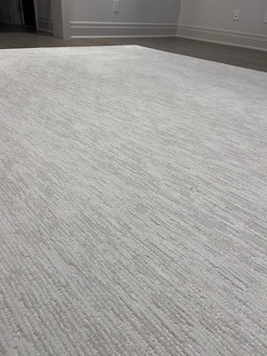 Ethan Allen Cozy Chalet Serged Rug in 'Shimmer' 9x12 (*retail $4,056)