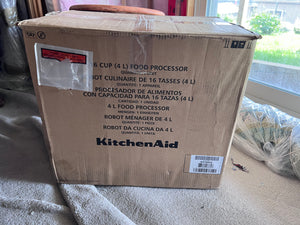 BRAND NEW KitchenAid - 16 Cup Food Processor in Red - KFP1642CA