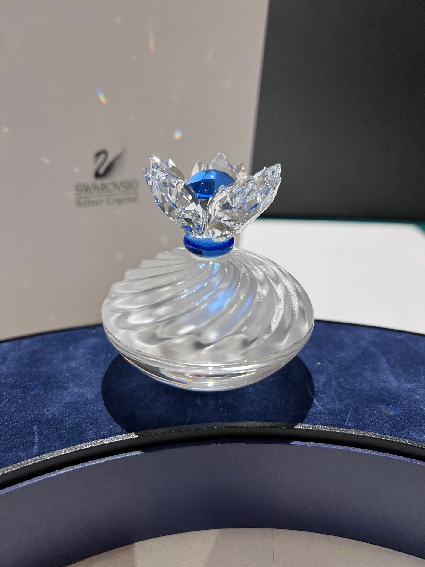 ✨箱付き✨SWAROVSKI チューリップクリスタルオブジェ Yahoo!オークション -「チューリップ」(スワロフスキー