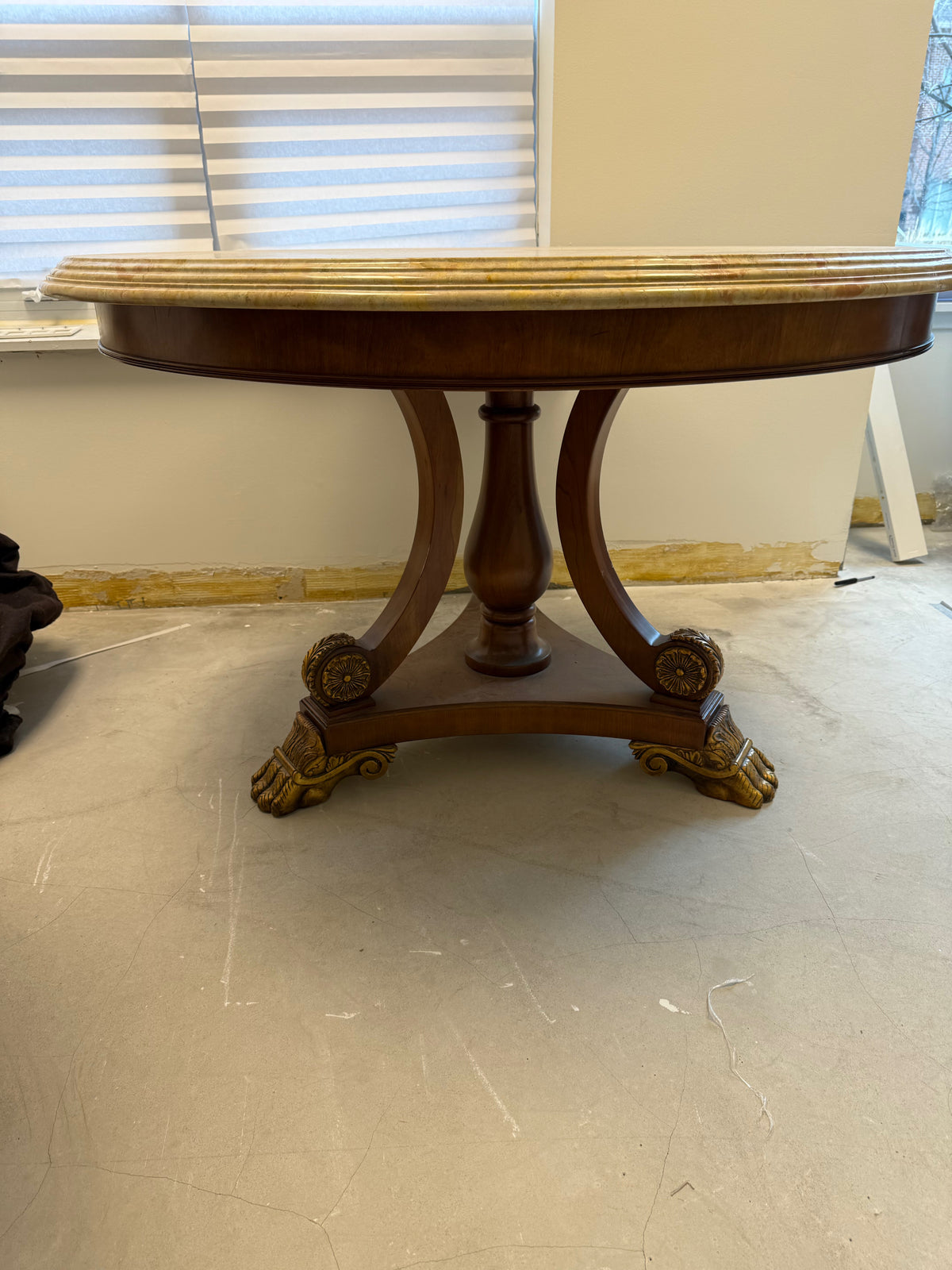 Drexel Heritage English Regency Round Marble Top Center Table