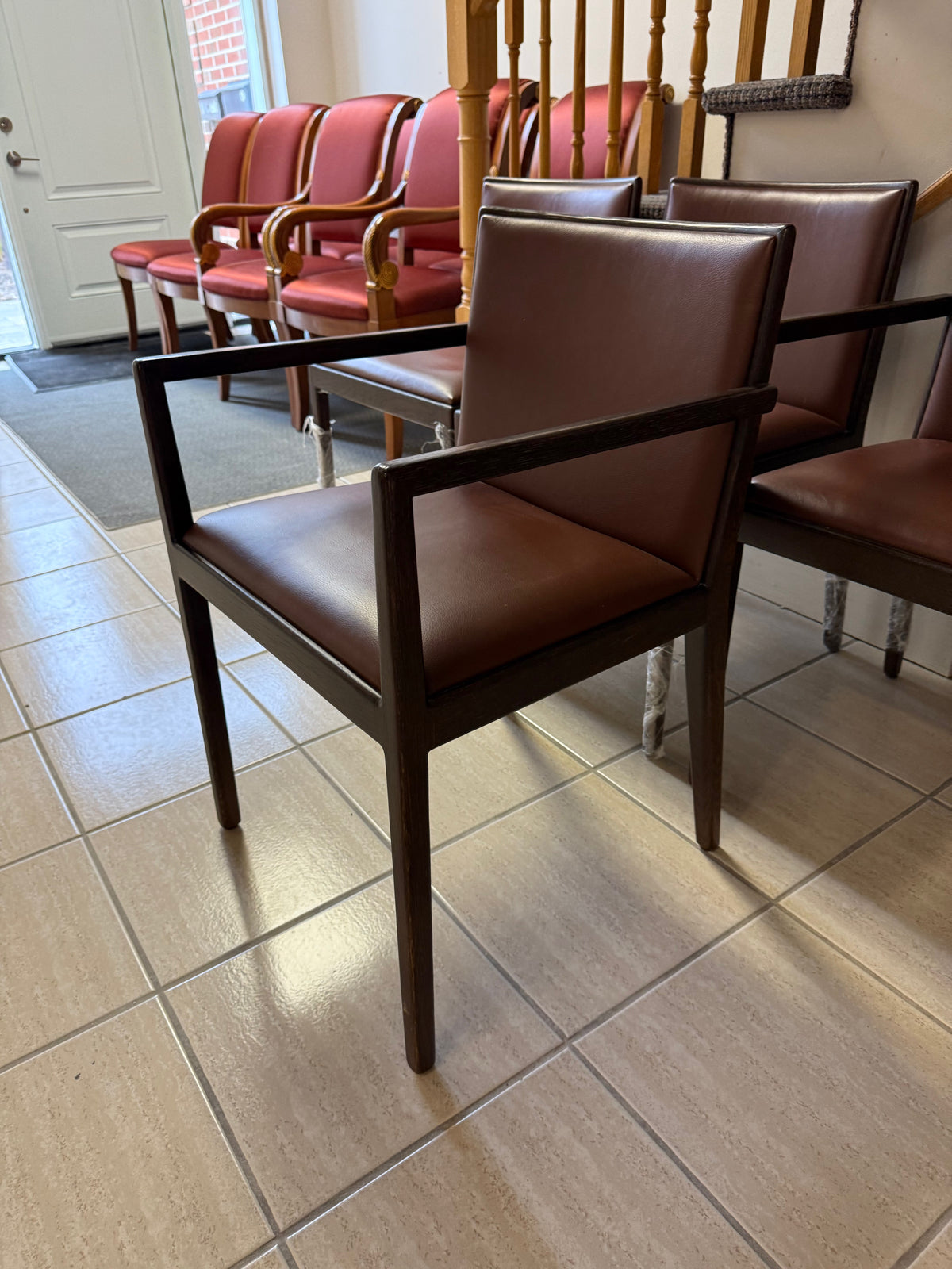 Set of 5 'Andreu World' Leather Chairs