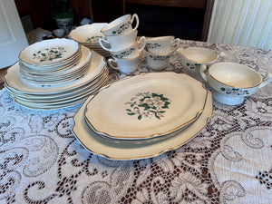 Hawthorne Georgian China 22kt Gold Dinnerware Lot