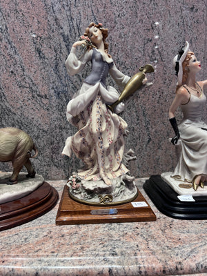2 Guiseppe Armani, 1 Guido Cortese, 1 A. Santini Figures Lot (*4 pieces sold together)