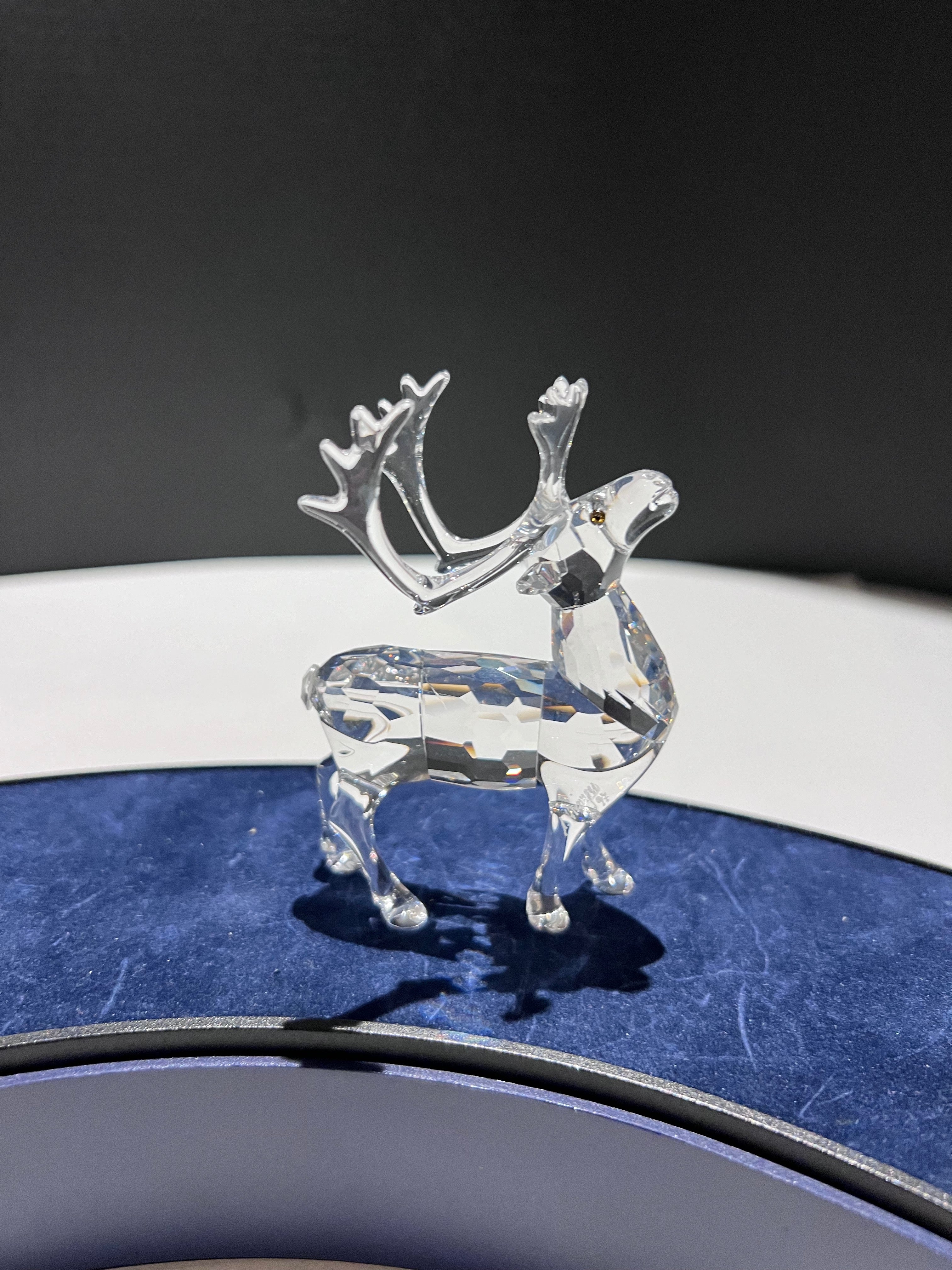Swarovski Crystal 214821 Reindeer – Sell My Stuff Canada