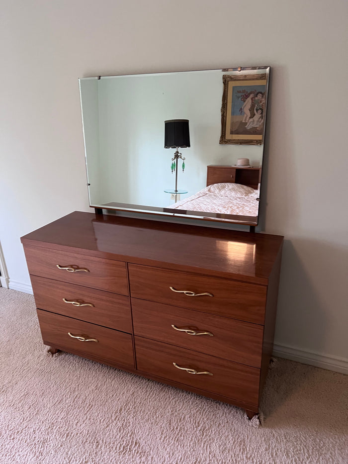 Vintage 6 Drawer Dresser with Mirror