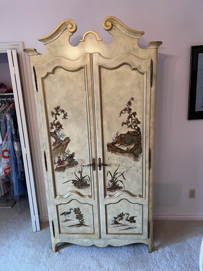Vintage Union National Fine Furniture Chinoiserie Armoire