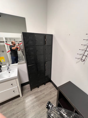 3 6-Tiers Lockers