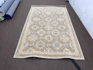 Pottery Barn Kids Beige Rug, 5x8