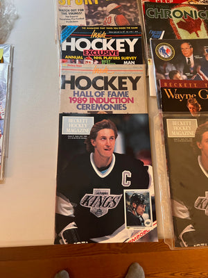 16 Vintage Hockey/NHL Magazines Lot (multiple Wayne Gretzky Editions)
