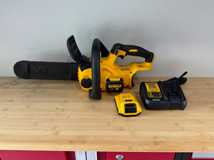 DeWalt DCCS620 Chainsaw, with 20v Battery + Charger