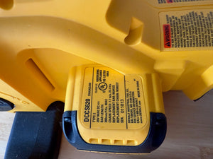 DeWalt DCCS620 Chainsaw, with 20v Battery + Charger