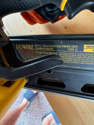 DeWalt DCN692 MAX XR Lithium-Ion Cordless Brushless 2-Speed 30° Paper Collated Framing Nailer with 20v Battery + Charger