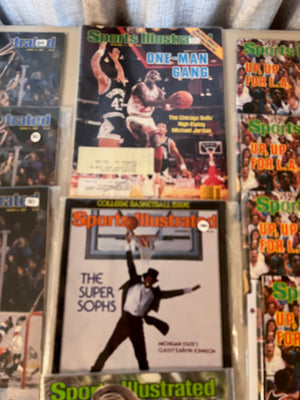 16 Vintage Sports Illustrated Magazines Lot (Michael Jordan and more)