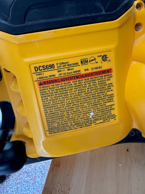 DeWalt DCS690 60V MAX Brushless Cordless 9 in. Cut-Off Saw with 9.0Ah Battery + Charger