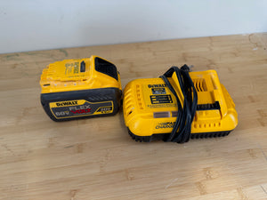 DeWalt DCS690 60V MAX Brushless Cordless 9 in. Cut-Off Saw with 9.0Ah Battery + Charger