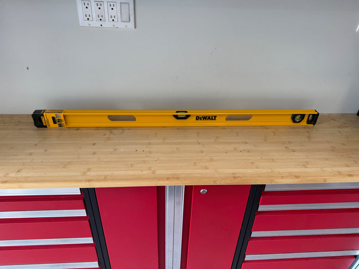 BRAND NEW DeWalt 48" Heavy Duty Beam Level
