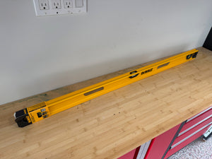 BRAND NEW DeWalt 48" Heavy Duty Beam Level