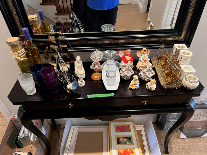 Miscellaneous Decor Lot
