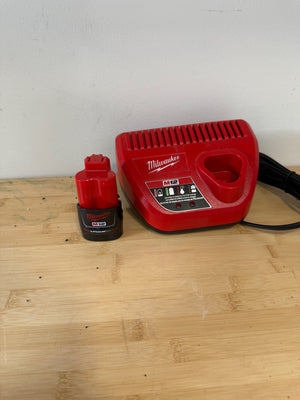 Milwaukee 2504-20 M12 FUEL12-Volt Brushless 1/2 In Hammer Drill /Driver with M12 CP 2.0 Battery + Charger