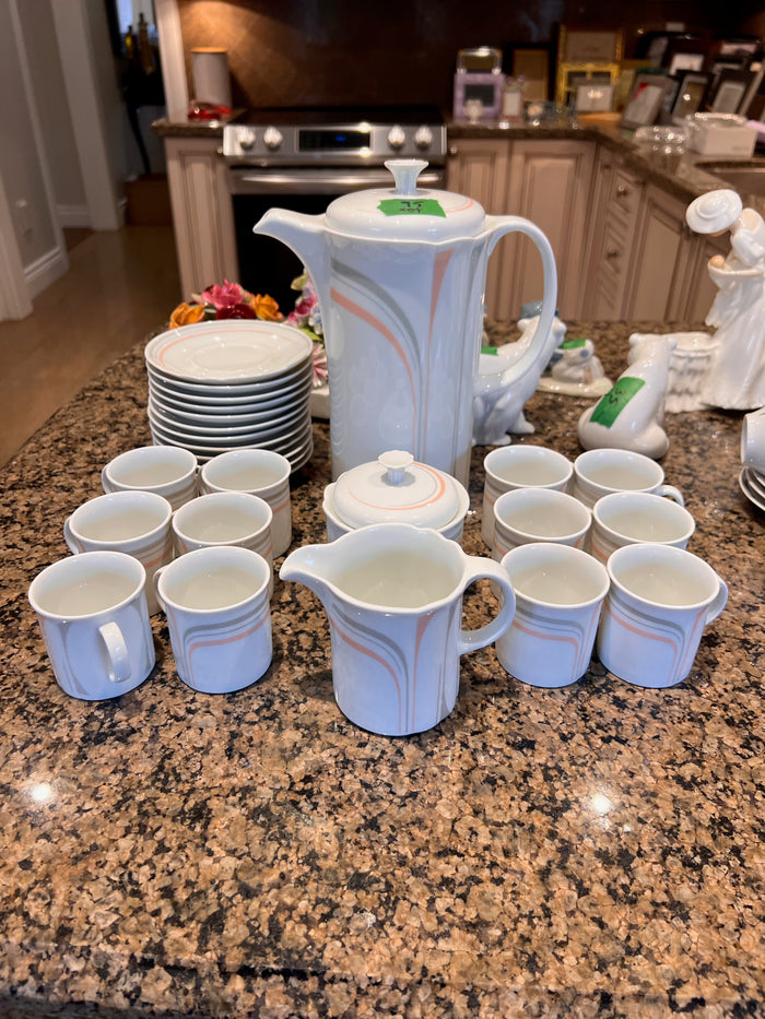 Vintage Johann Seltmann Vohenstrauss Espresso Set