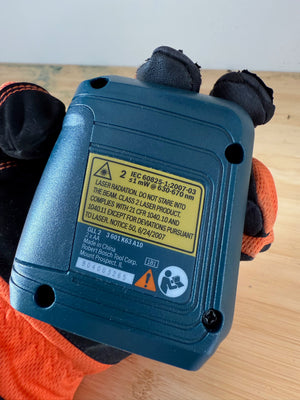 Bosch GLL 2 Self-Correcting Cross Line Laser Level with Mounting Device