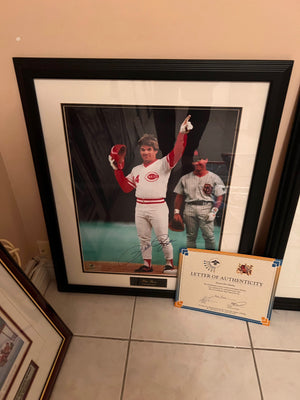 Autographed Pete Rose Cincinnati Reds Frame (with COA)