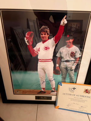 Autographed Pete Rose Cincinnati Reds Frame (with COA)