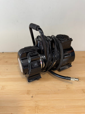MotoMaster 12V Direct Drive Digital Air Compressor, 3-Minute