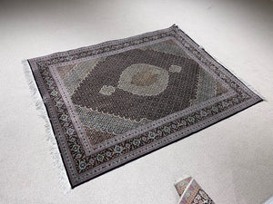 100% Wool Mahi Tabriz Rug