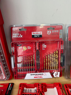 BRAND NEW & LIKE NEW Milwaukee Accessories Lot (*includes a BRAND NEW M12 XC 6.0 Battery)