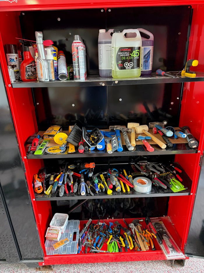 Larger Loose Tools, Accessories and Fluids Lot