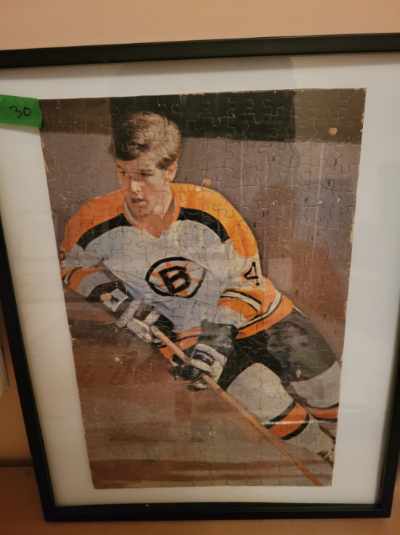 Framed Bobby Orr Puzzle