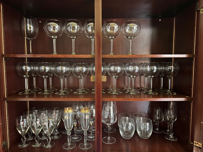 Miscellaneous Glassware Lot