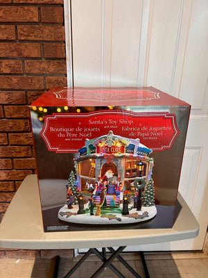 Moment's in Time- Santa's Toy Shop with Music