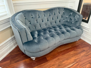 Glory Furniture Apollo Velvet Love Seat