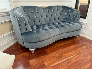 Glory Furniture Apollo Velvet Love Seat