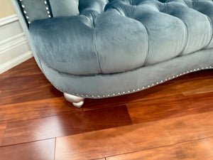 Glory Furniture Apollo Velvet Love Seat