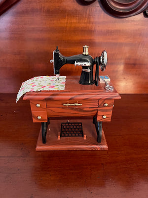Small Plastic Sewing Machine Wind Up Music Box