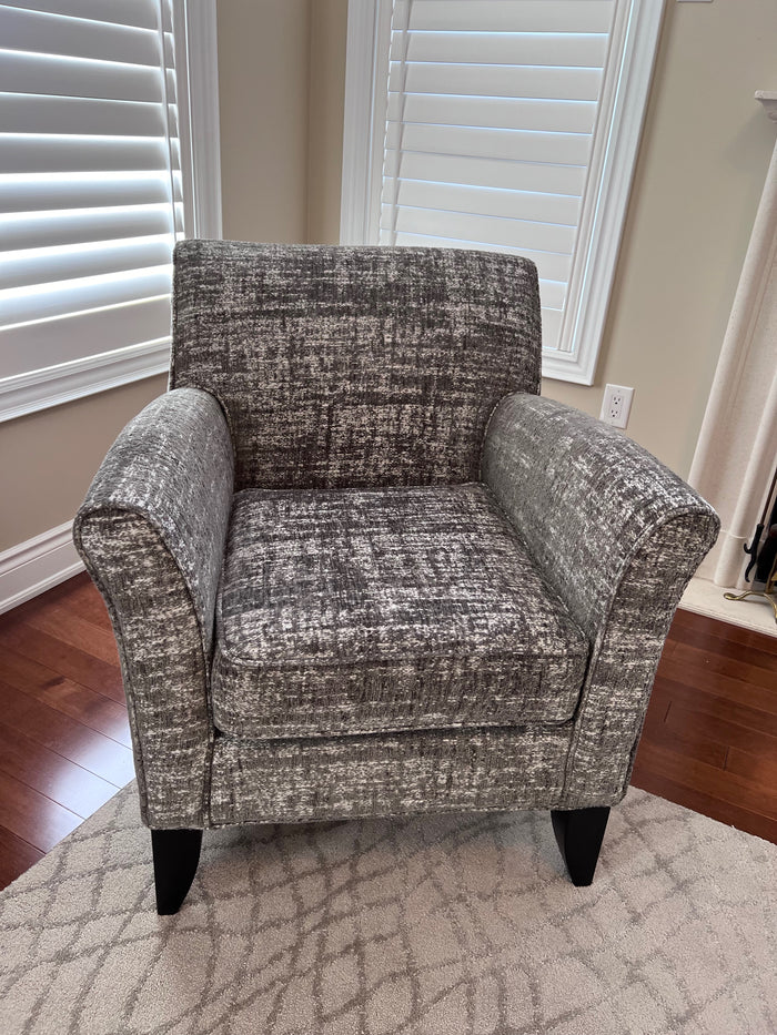 Gray/White Accent Chair
