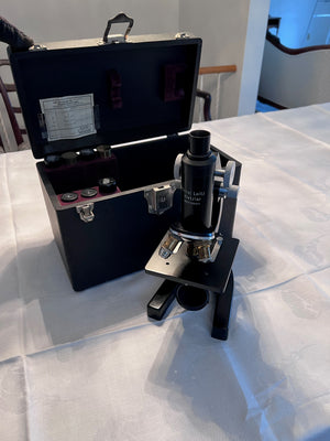 1950's Ernest Leitz Wetzlar Microscope No. 416041 (*extra lenses and original case included)