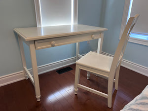 Cafe Kid White Desk with Chair