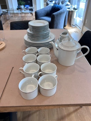 Joshua Maxwell Studio 'Melanie' Dessert Set- Service for 8