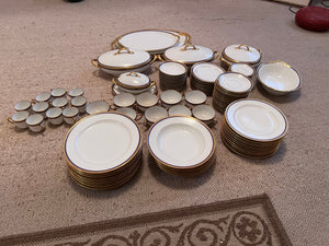 VIGNAUD LIMOGES 'The Seville" pattern with gilt and blue laurel border Lot