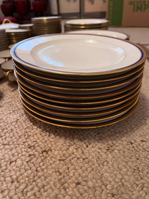 VIGNAUD LIMOGES 'The Seville" pattern with gilt and blue laurel border Lot